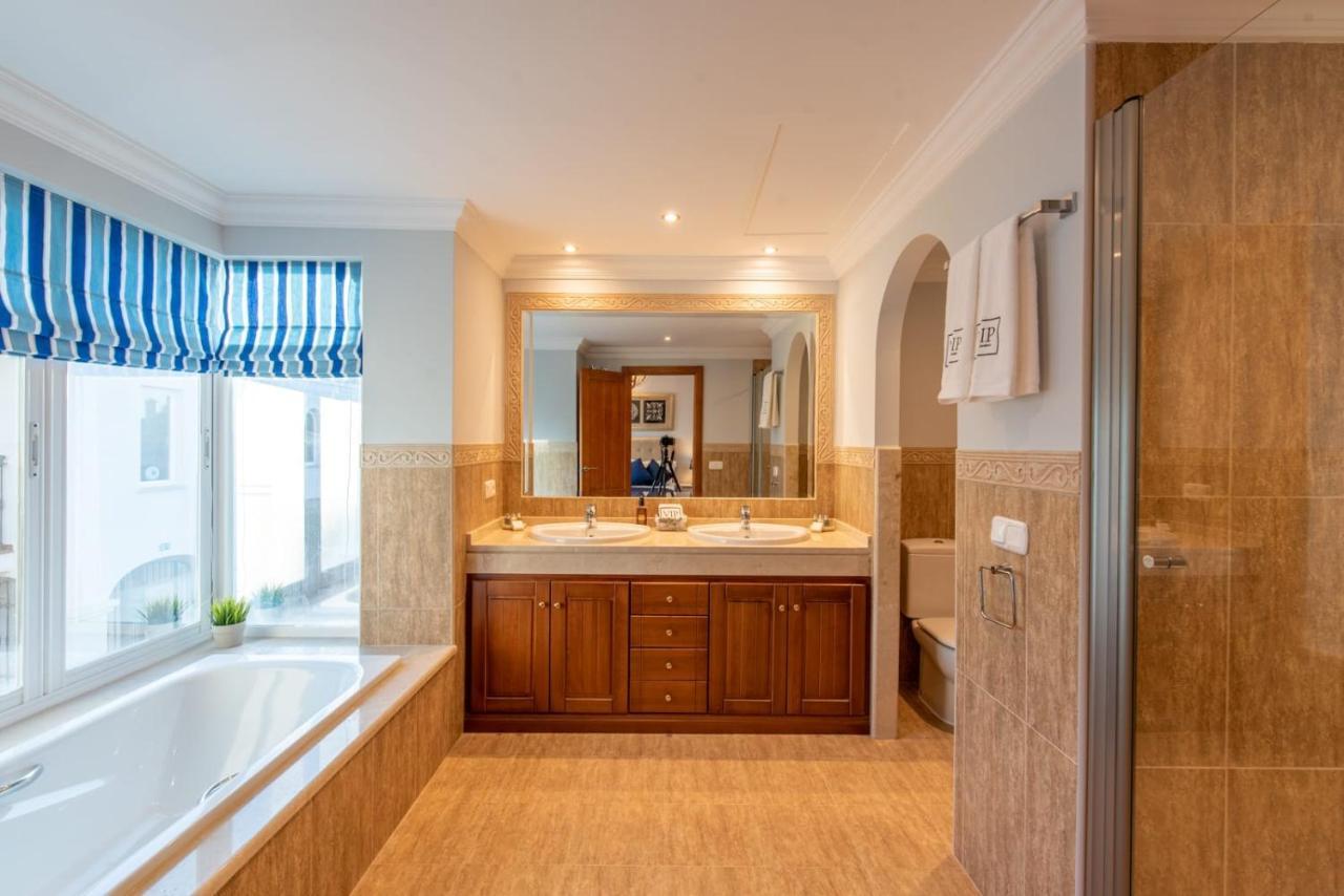 Arcos Gardens - The Townhouse - Luxury Accommodation أركوس ديلا فرونتيرا المظهر الخارجي الصورة